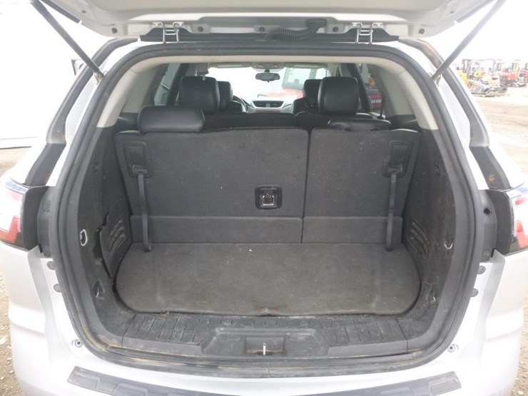 2013-chevrolet-traverse-image-9
