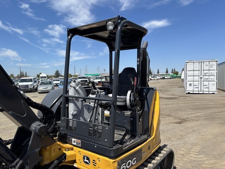 2021-deere-60g-image-27