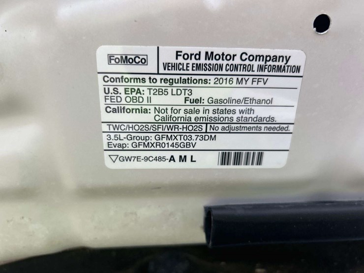 2016-ford-explorer-image-9