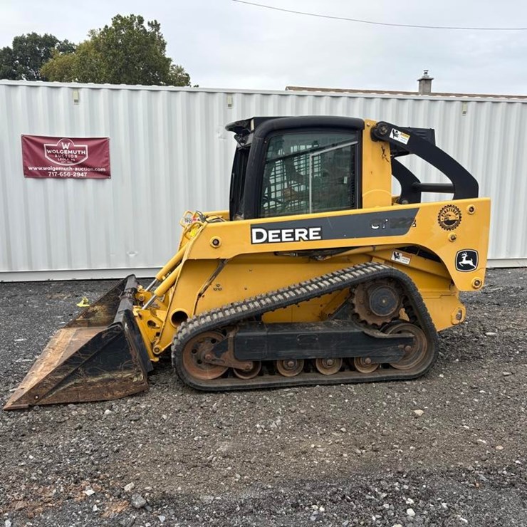 2007 JOHN DEERE 322