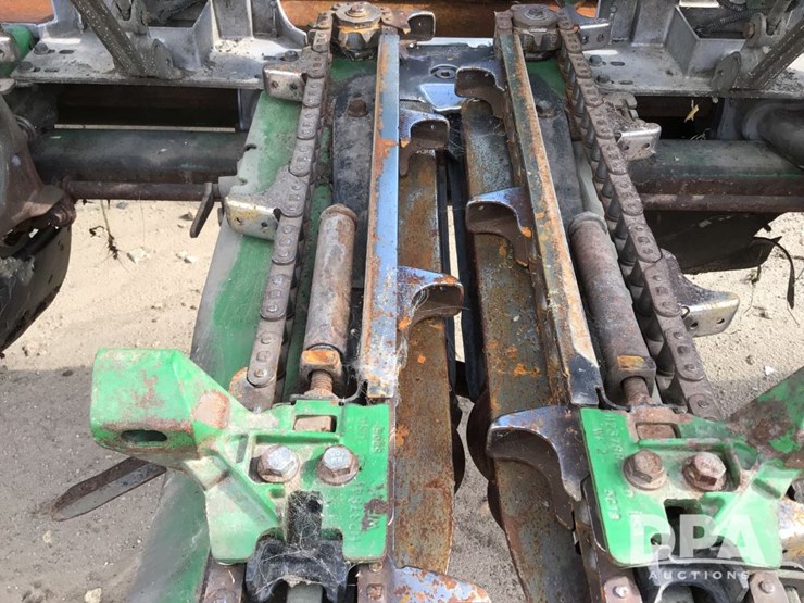 2015-john-deere-612c-image-11