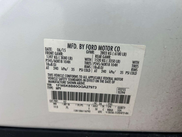 2016-ford-explorer-image-5