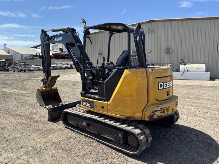 2021-deere-60g-image-4