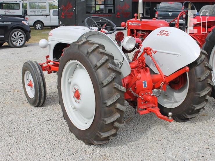 ford-8n-image-3