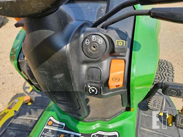 john-deere-x739-image-17