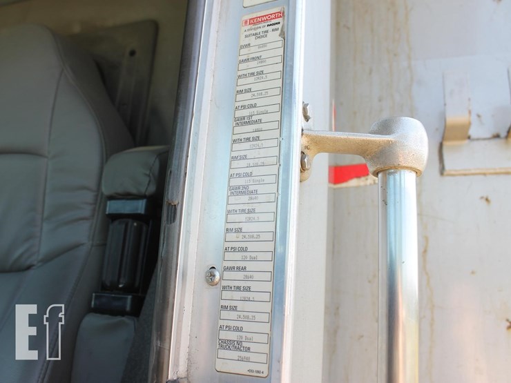 2009-kenworth-t800-image-8