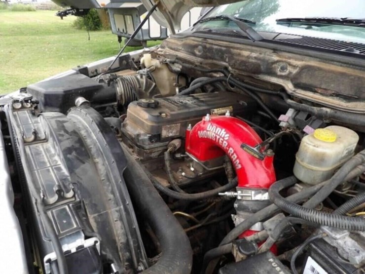 2004-dodge-ram-3500-image-27