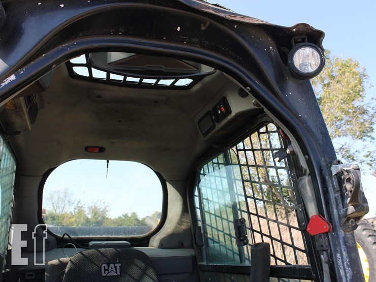 caterpillar-232d-image-9