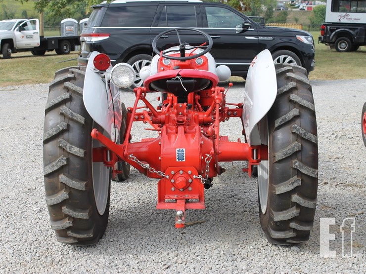 ford-8n-image-4