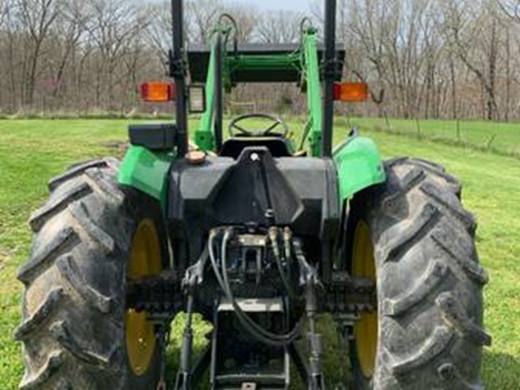 john-deere-5410-image-3