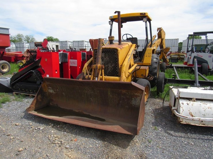 1988-deere-410c-image-3