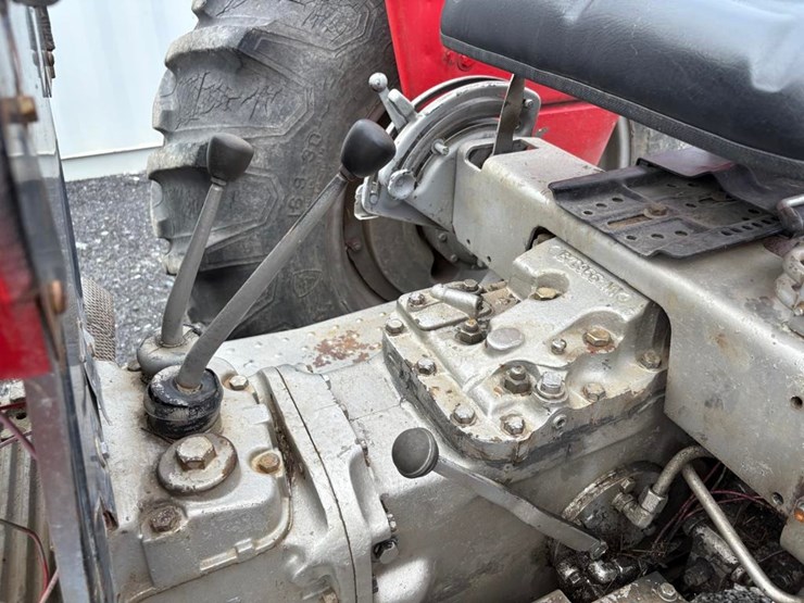 massey-ferguson-265-image-15