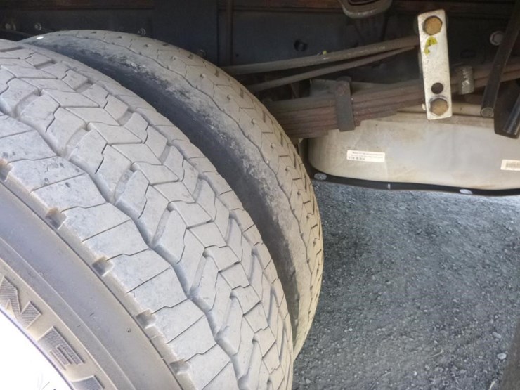 2015-ford-f550-image-29