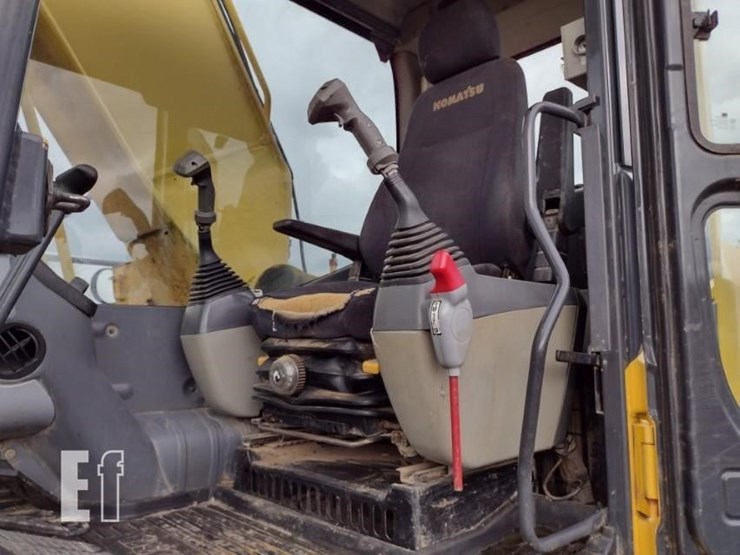 komatsu-pc220-lc-8-image-13
