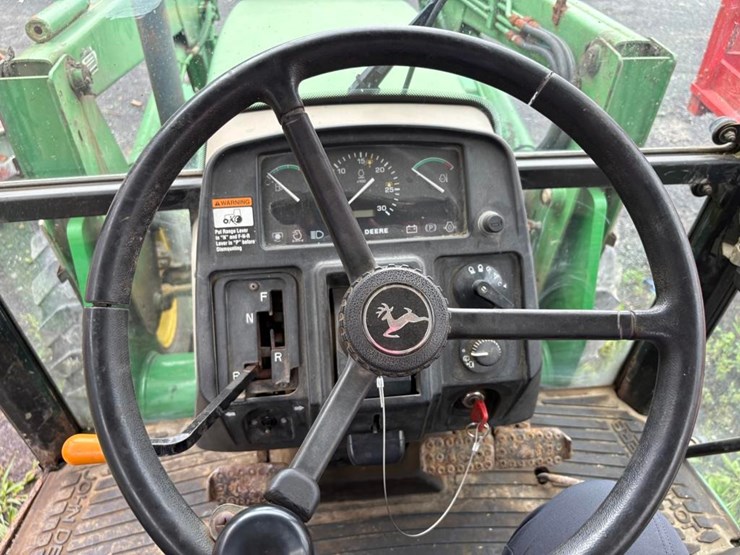 john-deere-5520-image-35