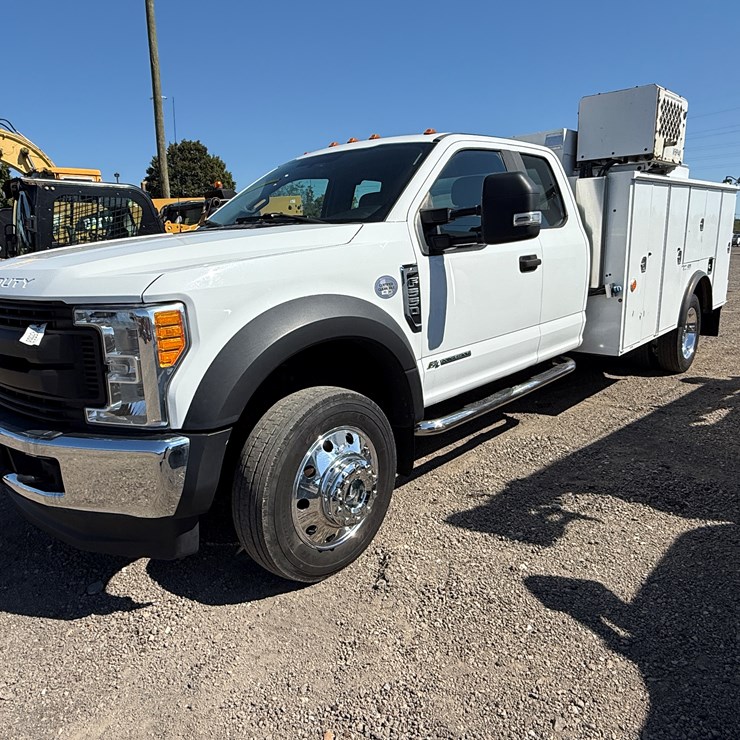 2018 FORD F550