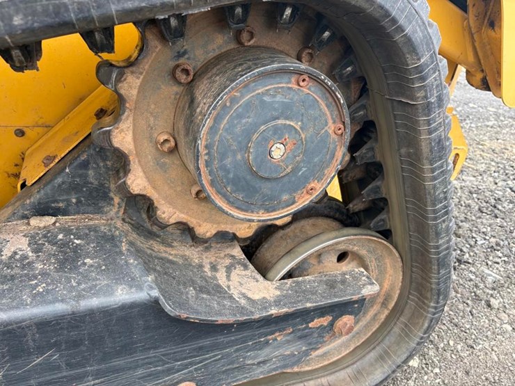 2007-john-deere-322-image-5