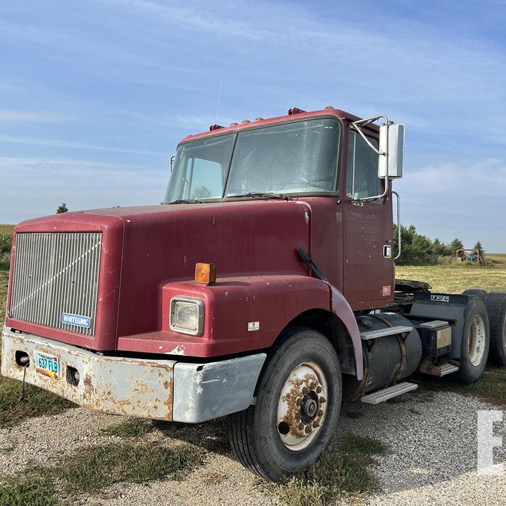 1994 WHITE/GMC WG64T