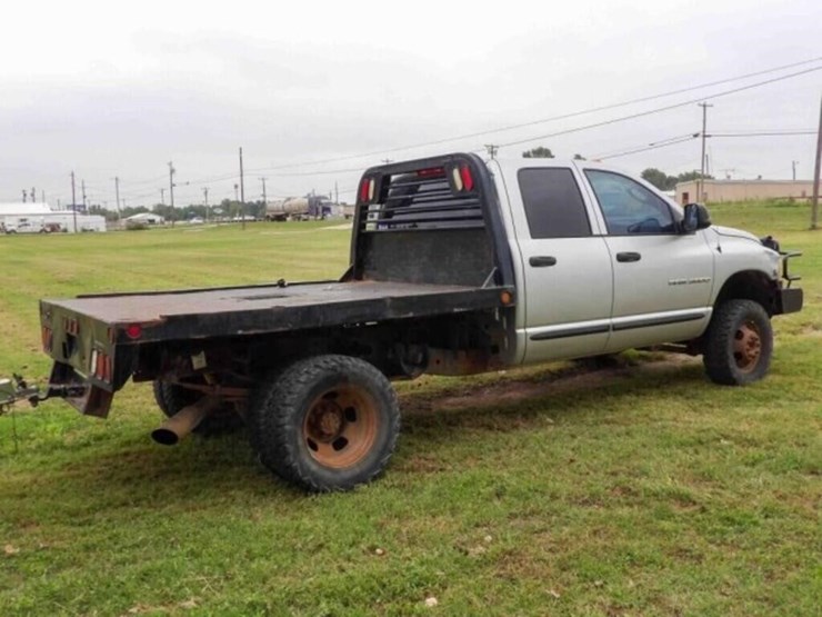 2004-dodge-ram-3500-image-6