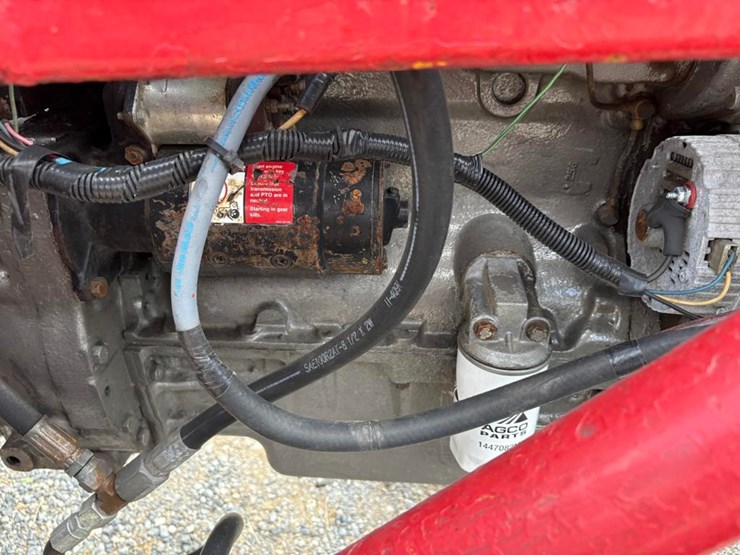 massey-ferguson-255-image-11