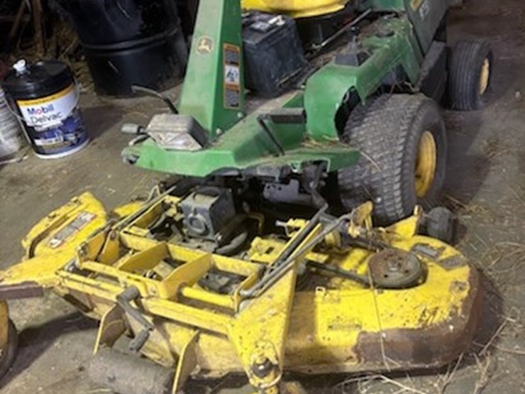john-deere-f725-image-1