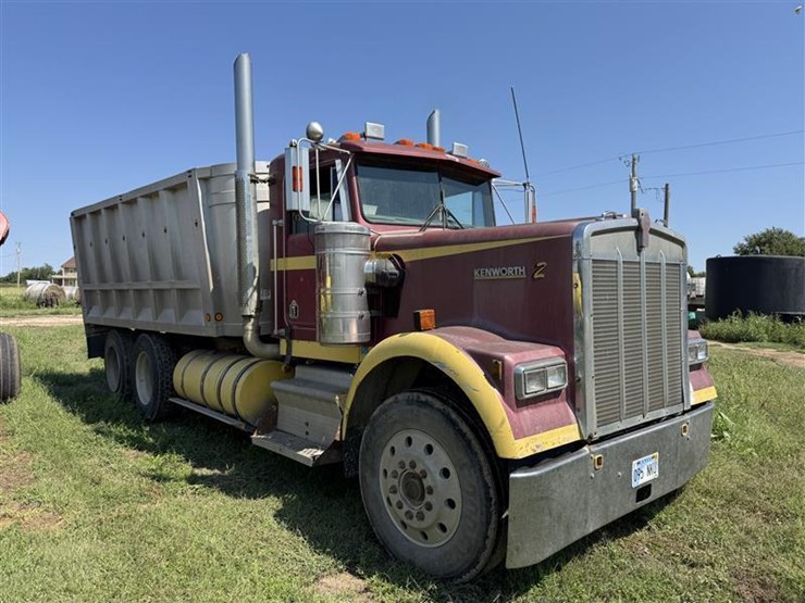 1988-kenworth-w900b-image-5