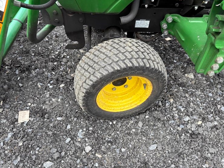 john-deere-1025r-image-16