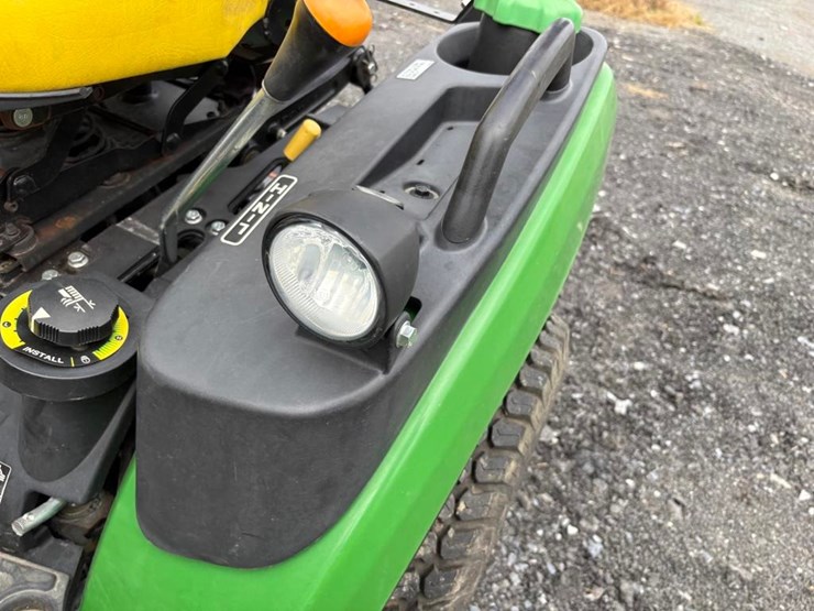 john-deere-1025r-image-18