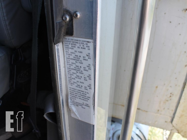 2009-kenworth-t800-image-9