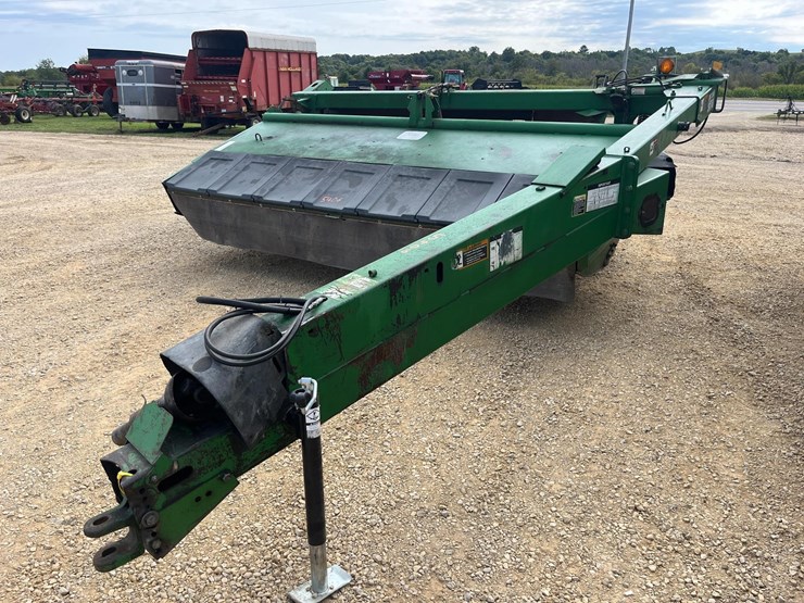 john-deere-935-image-1