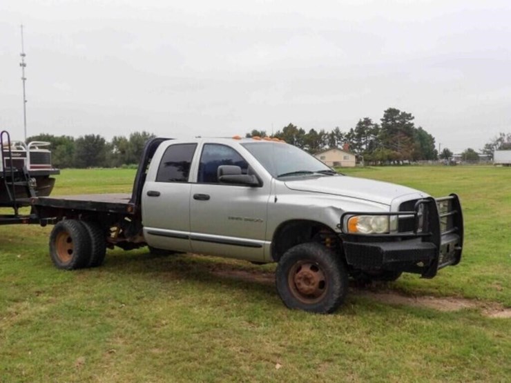 2004-dodge-ram-3500-image-5