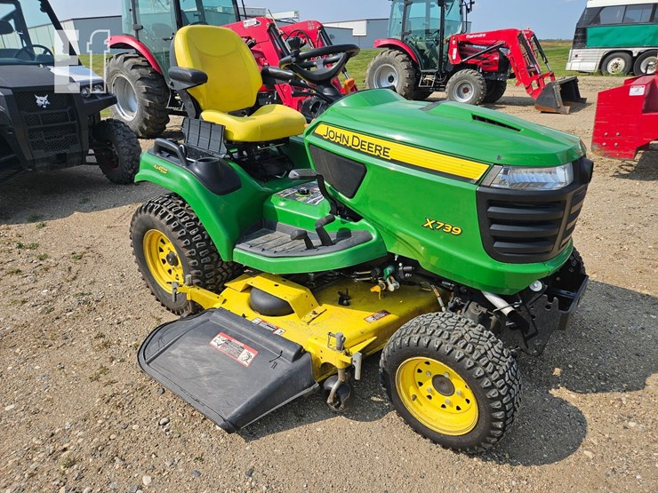 john-deere-x739-image-12
