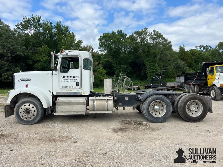 2003-kenworth-w900-image-8
