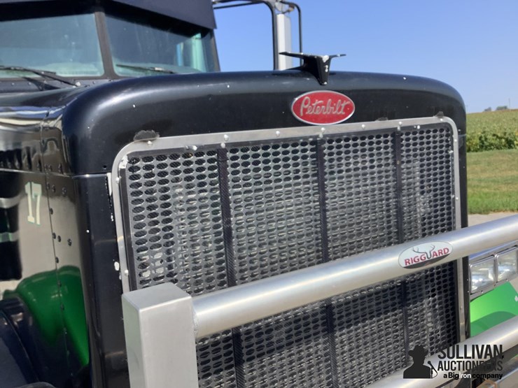 2006-peterbilt-379-image-9