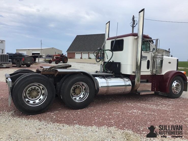 2000-peterbilt-379-image-5
