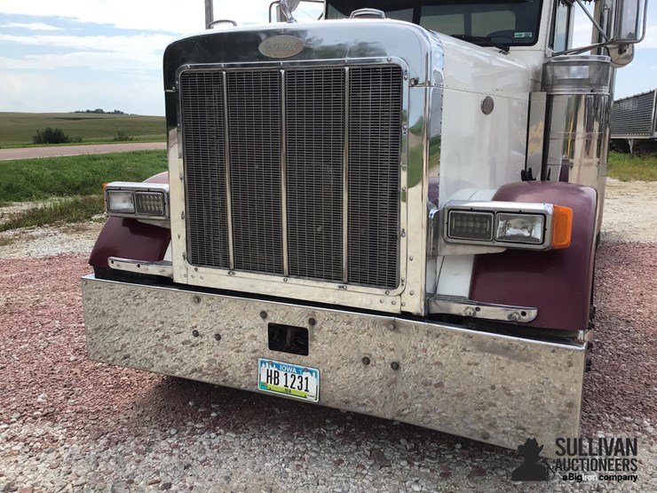 2000-peterbilt-379-image-14