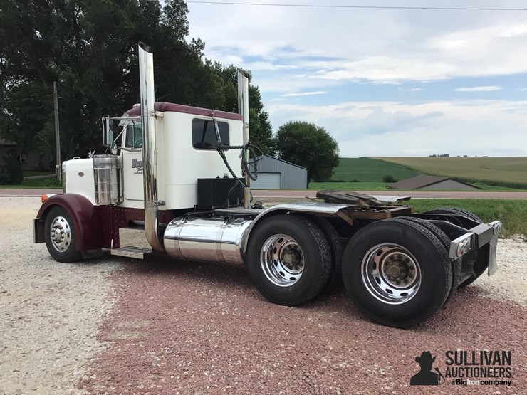2000-peterbilt-379-image-7