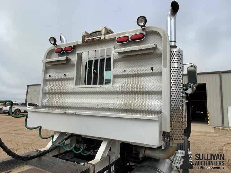 2003-kenworth-w900-image-20