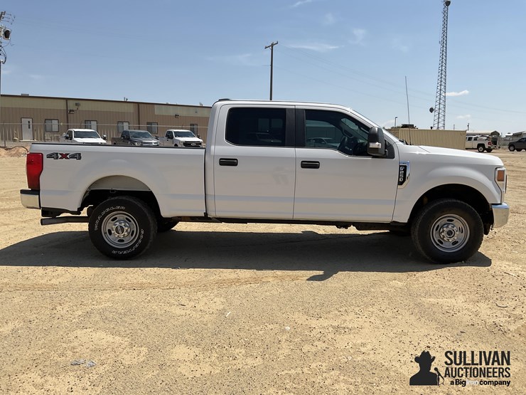 2020-ford-f250-xl-image-4