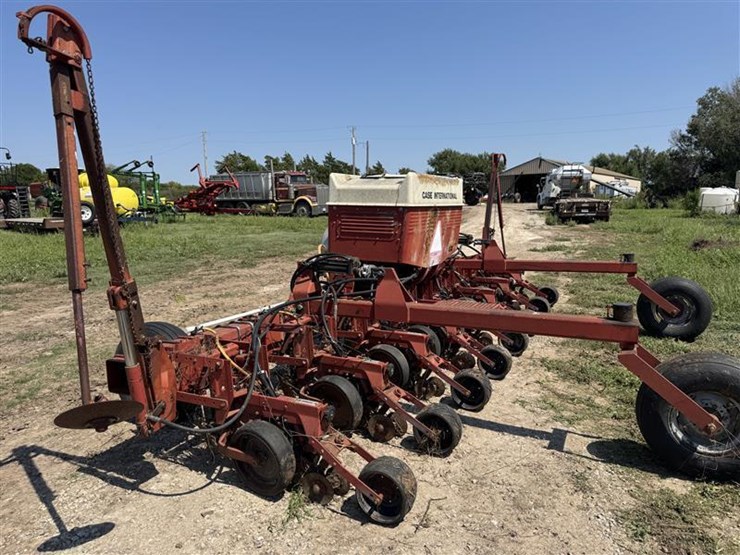 1995-case-ih-950-image-3
