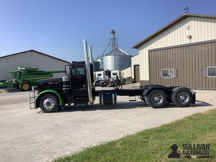 2006-peterbilt-379-image-8