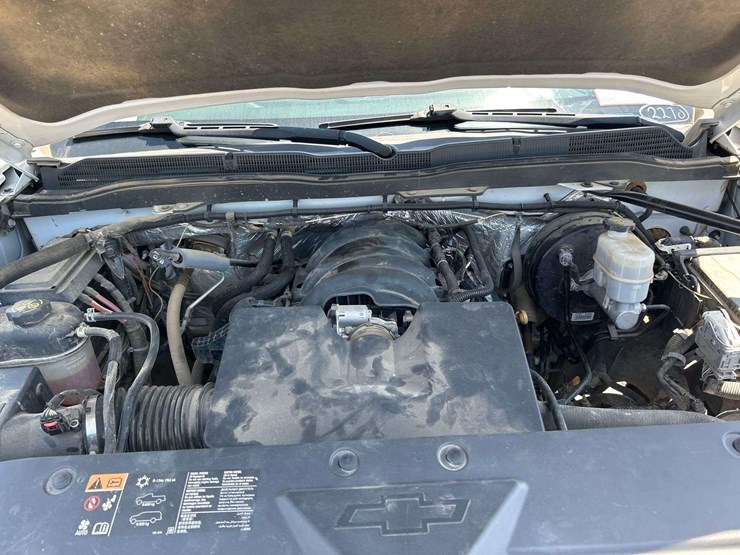 2015-chevrolet-silverado-1500-image-8