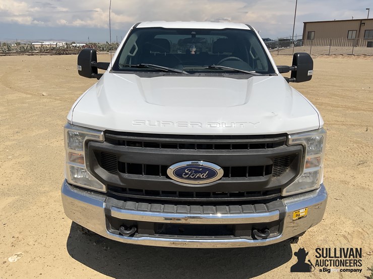 2020-ford-f250-xl-image-9