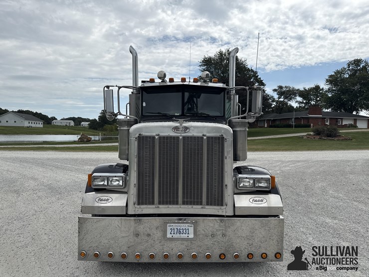 2006-peterbilt-379-image-2