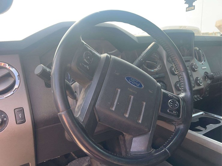 2016-ford-f250-lariat-image-36