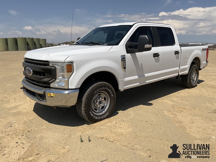 2020-ford-f250-xl-image-1