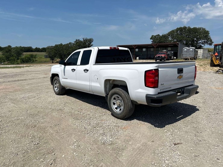 2015-chevrolet-silverado-1500-image-3