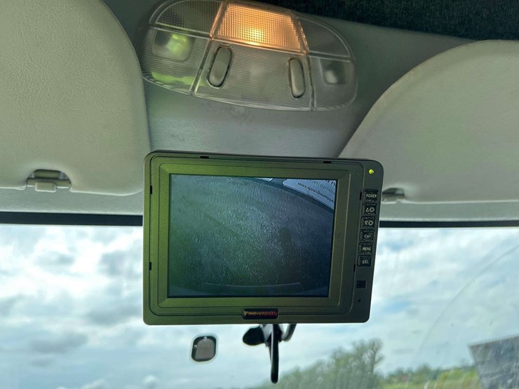 2015-ford-e350-image-15