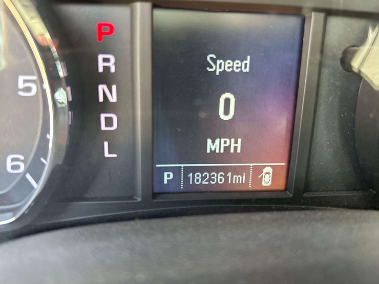 2017-chevrolet-silverado-1500-image-6