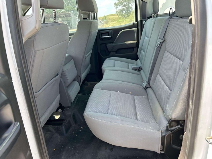 2017-chevrolet-silverado-1500-image-18